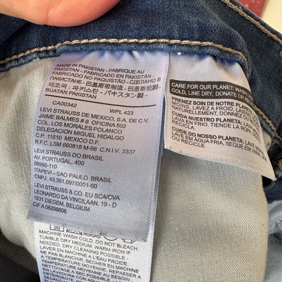 Levi's 314 Shaping Straight blue Jeans denim size 28 women’s preloved - Picture 6 of 8